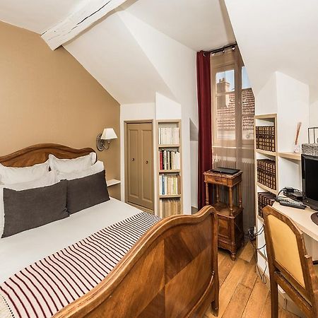Chambres D'Hotes La Closerie Des Trois Marottes Мелен Екстер'єр фото