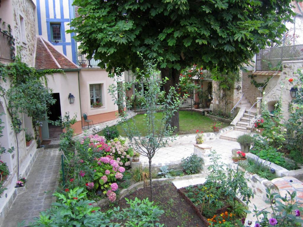 Chambres D'Hotes La Closerie Des Trois Marottes Мелен Номер фото